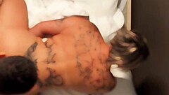 Eu não vou resistir, vou dar o cu para esse pauzudo