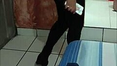 a mature obese wants to fuck a college student, could be you?