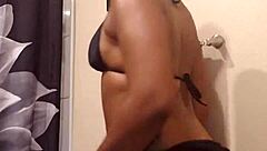 Naejae performs a twerking show with three songs