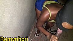 Ganhando boquete da novinha na casa abandonada favela do rio de janeiro