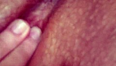 Cute girl orgasms hard