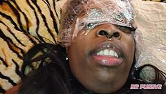 Squirting E Masturba��o Com Dedos Profundos Na Minha Fat Pussy