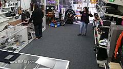 Super amateur teen in secret voyeur spot, what a find! 😏