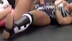 Hania battles Solo Darling with Chelsea Green as referee in wild catfight