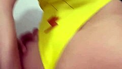 Blonde teen's big ass drives me crazy 😍