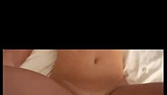 Blonde teen's big ass drives me crazy 😍