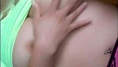 Tetona madura esta en sus dias de calentura y realiza porno casero mostrando sus tetas naturales grandes y seductora madura arrecha quiere ser modelo porno amateur