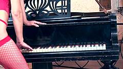 Babesalicious - amazing milf in lingerie take it deep in the ass