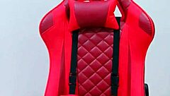 Lisa shows off her big tits and boobs in amateur scene