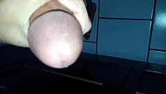 CUMMING FOR YOU LADIES WITH MY BIG COCK <3