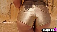 katherinne sofia shows her perfect body