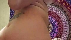 pawg smacks her ass while fucking herself with dildo