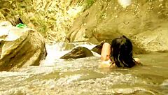 拉丁裔业余爱好者等待阿尔法男性独自支配她