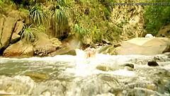 拉丁裔业余爱好者等待阿尔法男性独自支配她