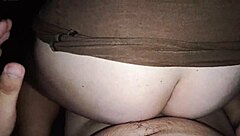 La novia de mi hermano entró a mi cuarto para que me corriera en su culo