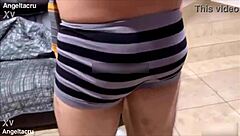 Mi Stepbro Me Pide Que No Me Bañe Saliendo Del Gym Para Que Vayamos A Fajar Y Me Llene De Leche Mi Culito