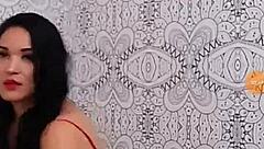 that ass is bouncing so nicely, i can't take my eyes off it