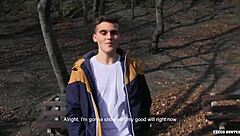 Czech hunter seduces amateur gay twink