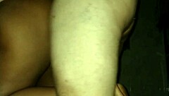 Preta gostosa enjoys doggy style sex