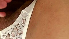 Novinha gemendo gostoso - parte 1