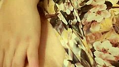 Novinha gemendo gostoso - parte 1