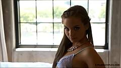 mandy kay cute curves