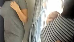 Sarah Rosa Experimentando Roupas