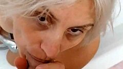 Sabinaagos enjoys time with her husband.