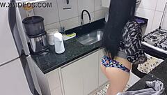 Dama Sensual Masturba Na Cozinha