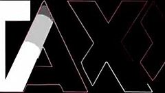 金发辣妹被硬核女同支配和舔舐——哇！