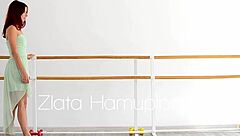 Wow, Russian Zlata Hamupipoke Shows Insane Flexibility in Gym!