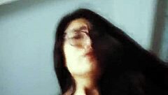 Mi hermanastra sabe montar bien rico mi verga cowgirl