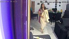 Who fell on zap in this gay reality fetish?