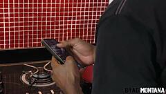 Saturday at home with homemade food and a friend - Thays Santos and Mark Butt