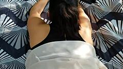 mi mujer que bonito ruega pos su golosina