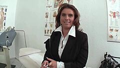 Does sexy Susi need her big clit licked daily?