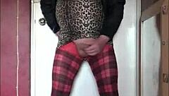 I would love to cum quiker, but this shy homemade handjob is so slow