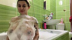 Real hot big boobs pregnant teen takes bath