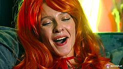 Horny redhead Stella Bliss masturbates with toy?