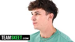 Watch Athena Fleurs and Barbie Dracula on Creamy Date