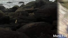 Uma Gozada Dentro na Praia com Manu Fox e Moreno Desconhecido