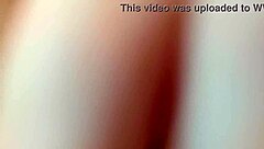 害羞娇小18+可爱女孩透过绿色内裤手指紧致剃毛阴道达到强烈高潮。LuxuryOrgasm带来每个细节。