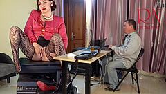 Giantess secretary seduces boss, shows pussy and masturbates at work