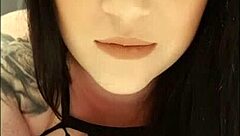 stare deep into harmony reigns' pretty blue eyes and hear her sexy british accent up close