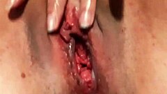 Hot babe enjoys orgasm with dildo