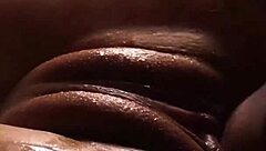 老婆剃光骚逼慢慢流出内射精液